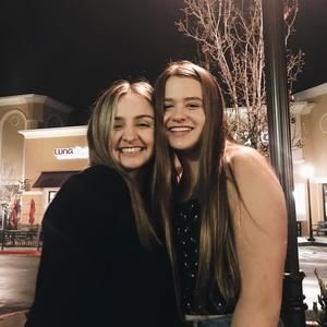 Meet your Posher, Daphne